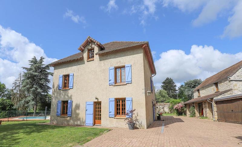 Maison - 191 m² - 8 pièces