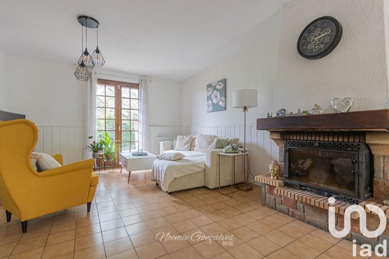 Maison - 90 m² - 6 pièces