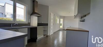 Maison - 98 m² - 6 pièces