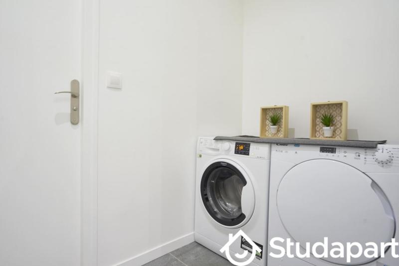 Chambre - 11 m² - 1 pièce