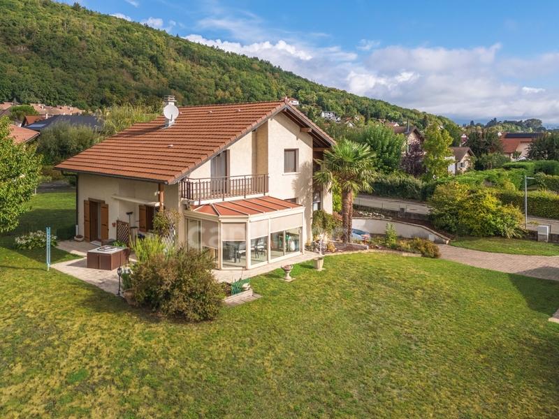Maison - 151 m² - 5 pièces