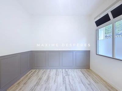 Local d'activités - 53 m² - 3 pièces