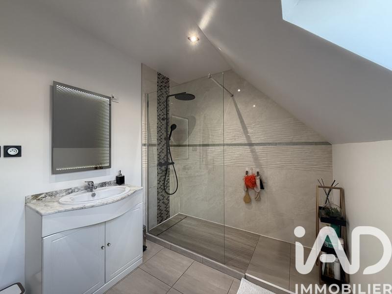 Maison - 155 m² - 7 pièces