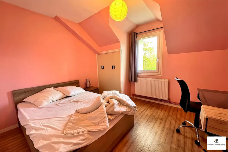 Maison - 93 m² - 4 pièces