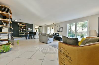 Villa - 160 m² - 6 pièces