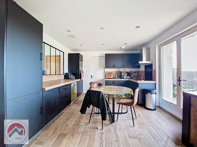 Maison - 160 m² - 6 pièces