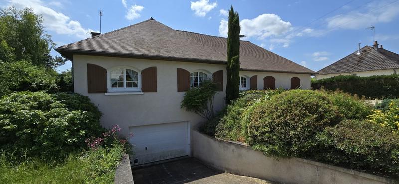 Maison - 162 m² - 6 pièces