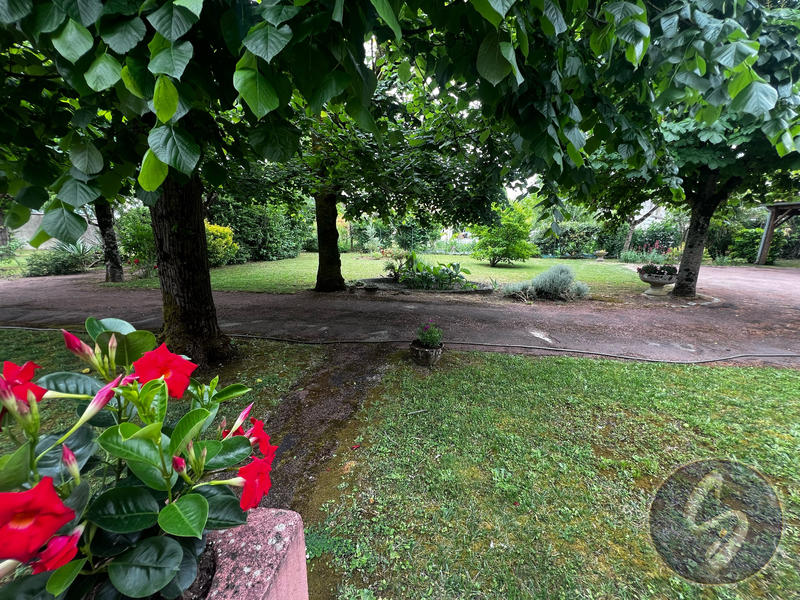 Maison - 162 m² - 7 pièces