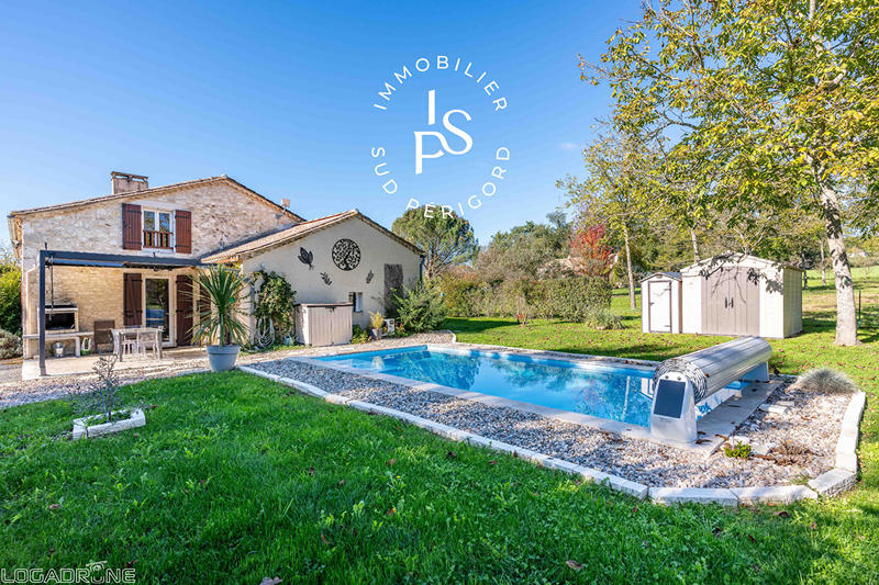 Maison - 192 m² - 6 pièces