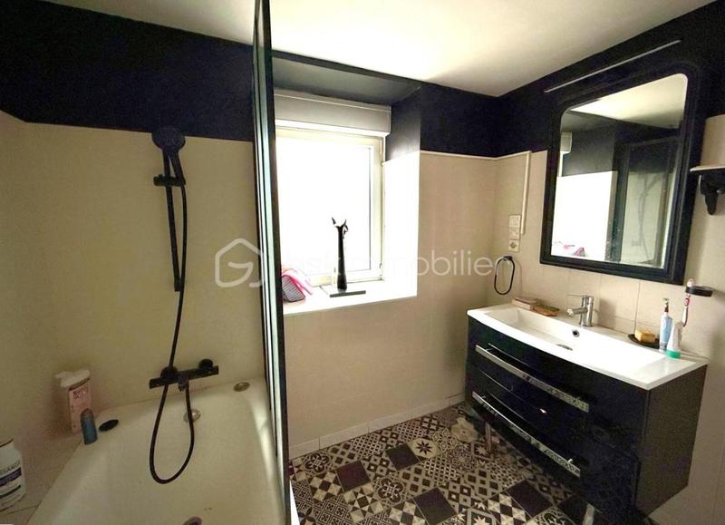 Maison en pierre - 137 m² - 5 pièces