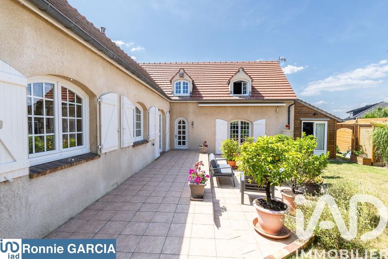 Maison - 133 m² - 5 pièces