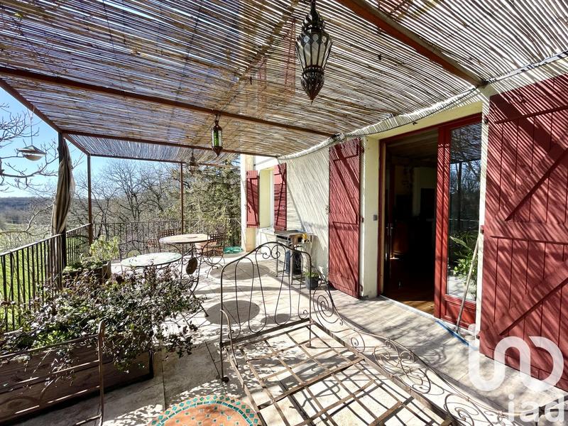 Maison - 161 m² - 6 pièces