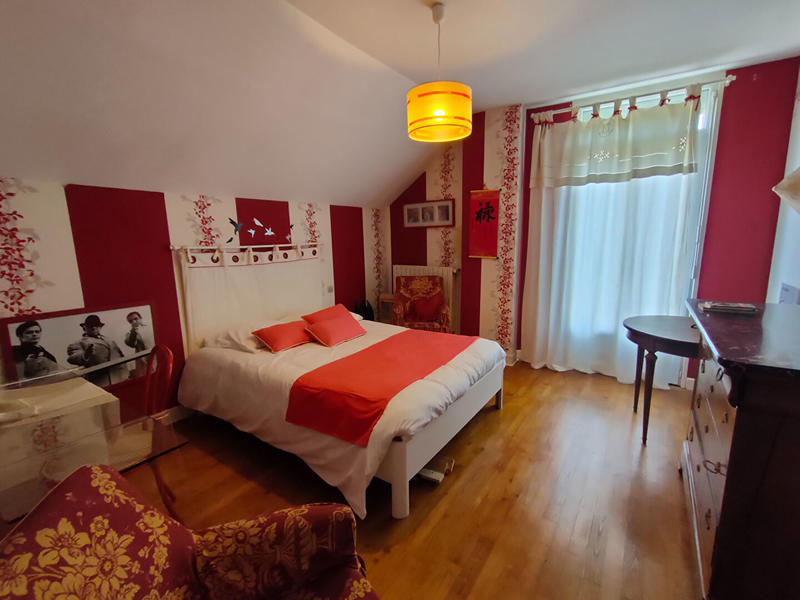 Maison - 130 m² - 6 pièces