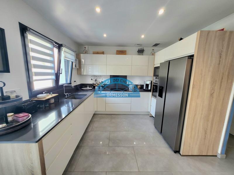 Maison - 155 m² - 6 pièces