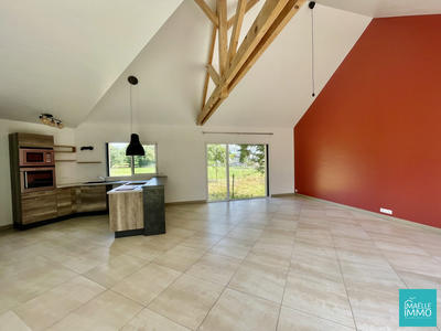Maison - 137 m² - 5 pièces