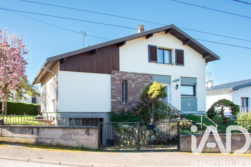 Maison - 137 m² - 5 pièces