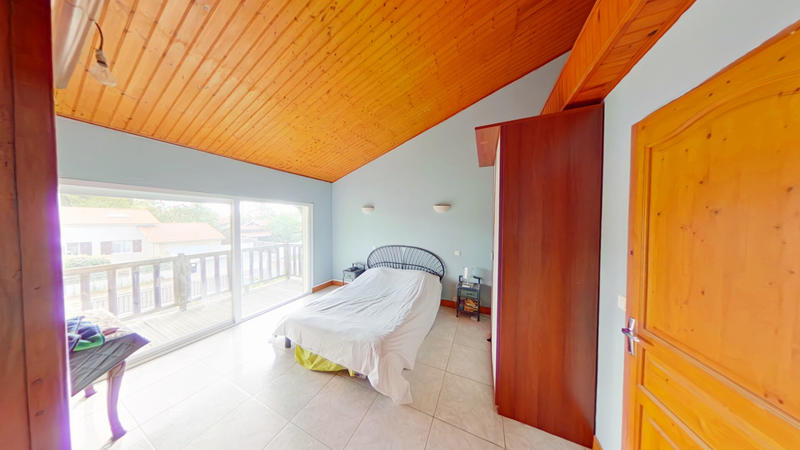 Maison - 178 m² - 7 pièces