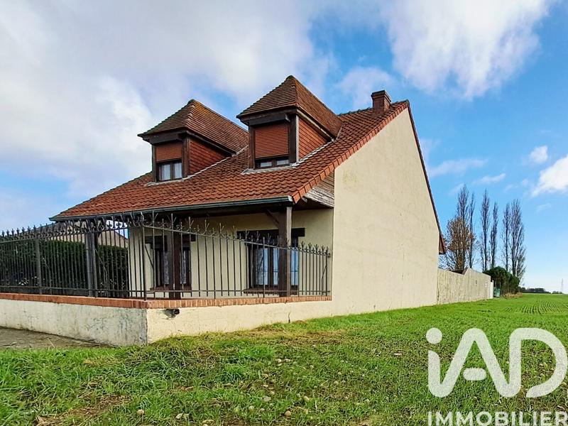 Maison - 99 m² - 4 pièces