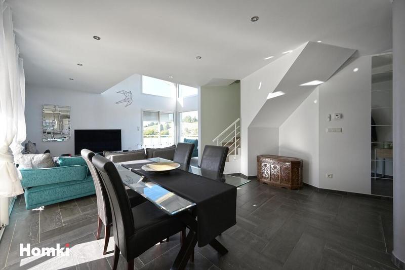 Maison - 143 m² - 6 pièces