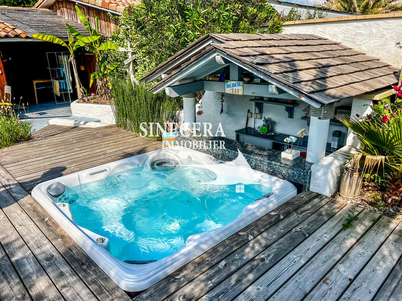 Maison - 142 m² - 6 pièces