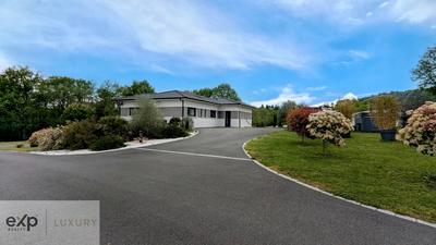 Maison contemporaine - 180 m² - 6 pièces