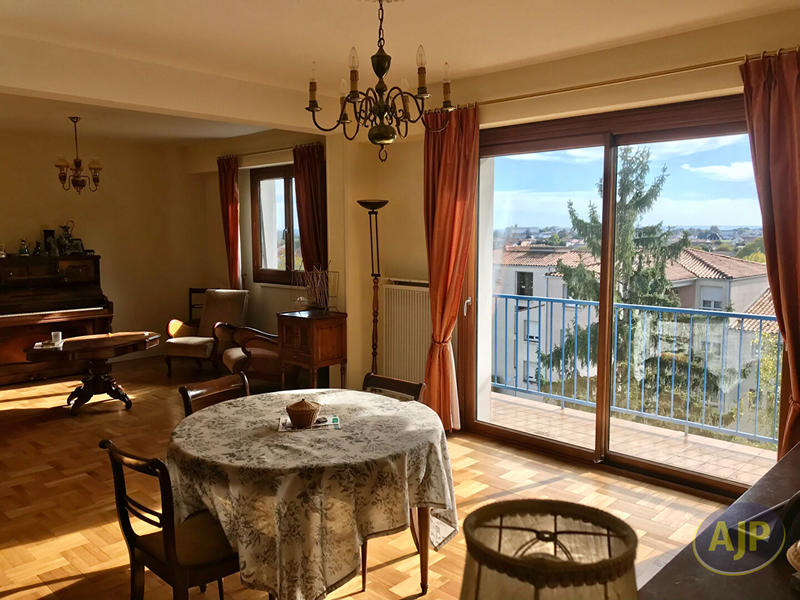 Appartement - 113 m² - 5 pièces