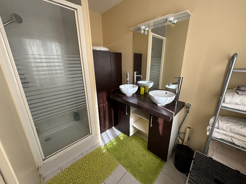 Appartement - 60 m² - 2 pièces