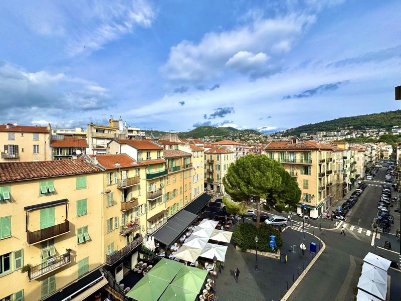 Appartement - 137 m² - 5 pièces