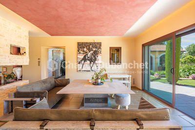 Demeure - 393 m² - 13 pièces