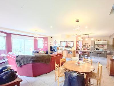 Maison - 133 m² - 7 pièces