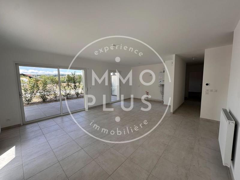 Appartement - 90 m² - 4 pièces