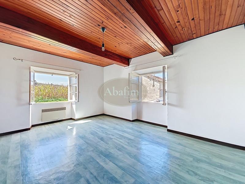 Maison - 81 m² - 3 pièces