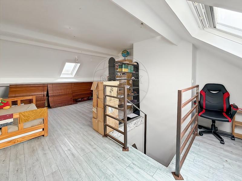 Maison - 145 m² - 7 pièces