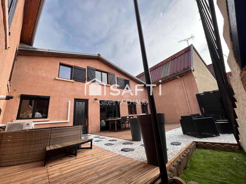 Maison - 160 m² - 7 pièces