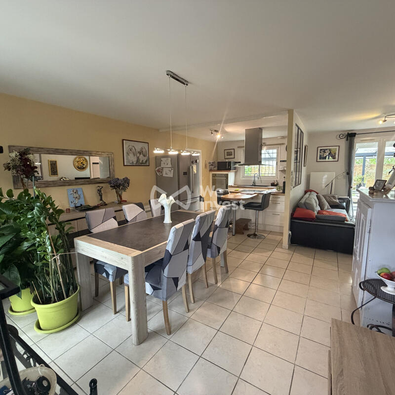 Maison - 80 m² - 4 pièces