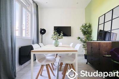 Chambre - 16 m² - 1 pièce