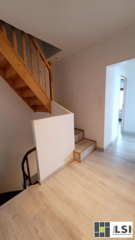 Maison - 156 m² - 8 pièces