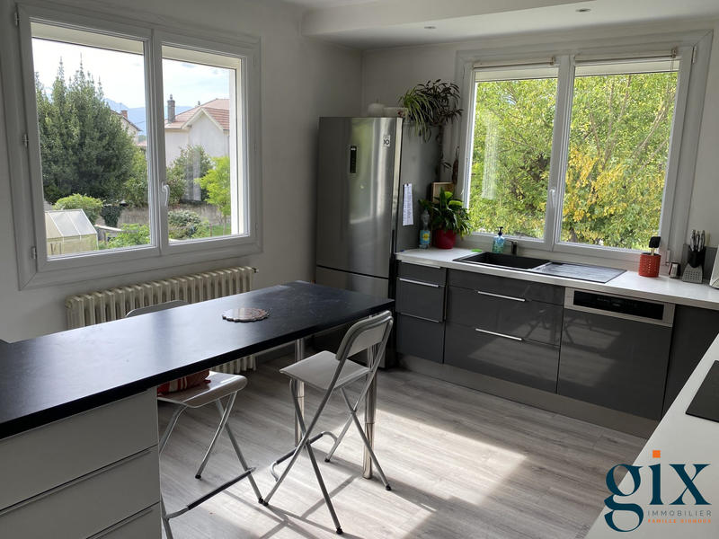 Maison - 160 m² - 6 pièces