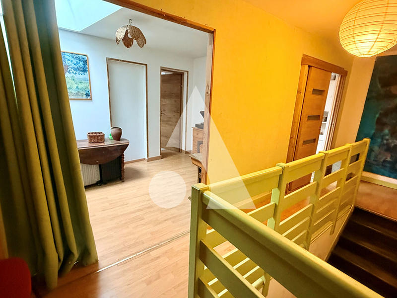 Maison - 176 m² - 6 pièces