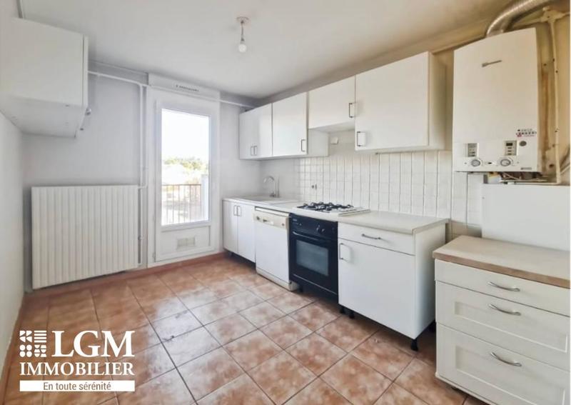 Appartement - 81 m² - 3 pièces