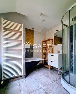 Maison - 100 m² - 6 pièces