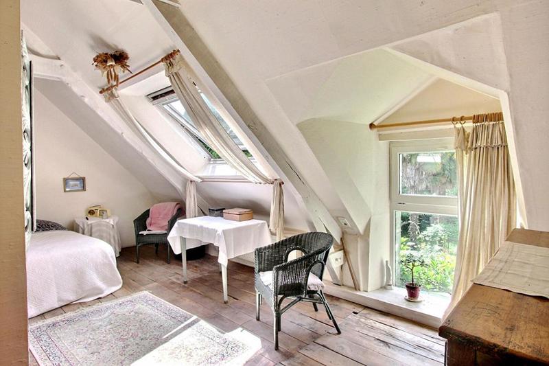 Maison - 236 m² - 6 pièces