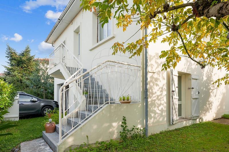 Maison - 120 m² - 6 pièces