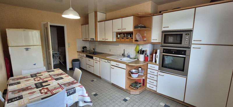 Maison - 178 m² - 6 pièces