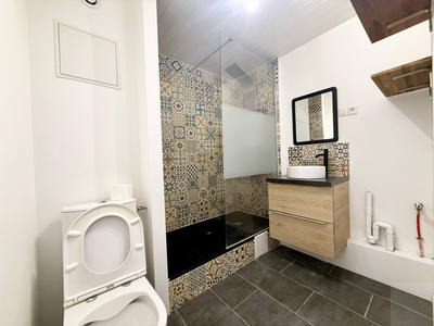 Appartement - 67 m² - 1 pièce