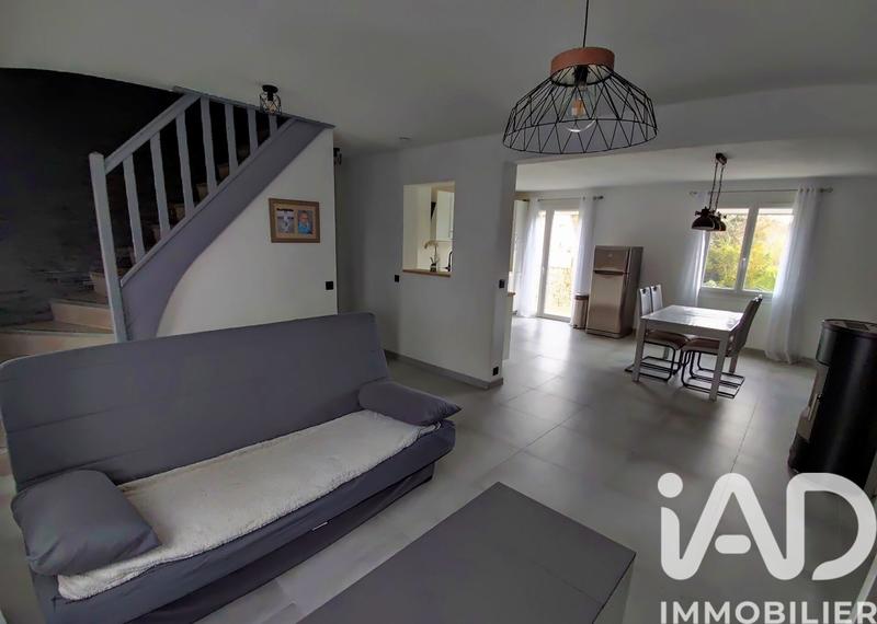 Maison - 121 m² - 6 pièces