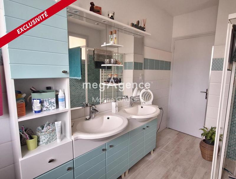 Maison - 189 m² - 9 pièces