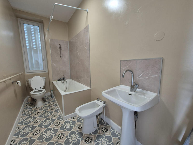 Maison - 103 m² - 4 pièces