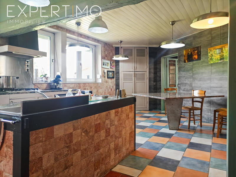 Maison - 164 m² - 7 pièces