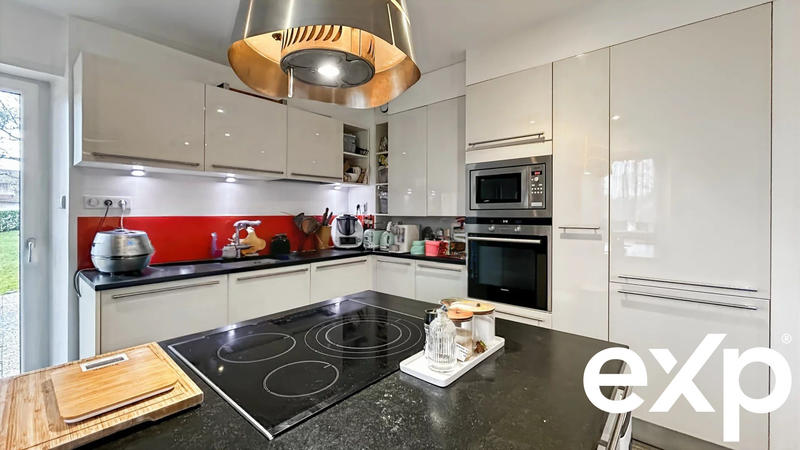 Appartement - 80 m² - 4 pièces